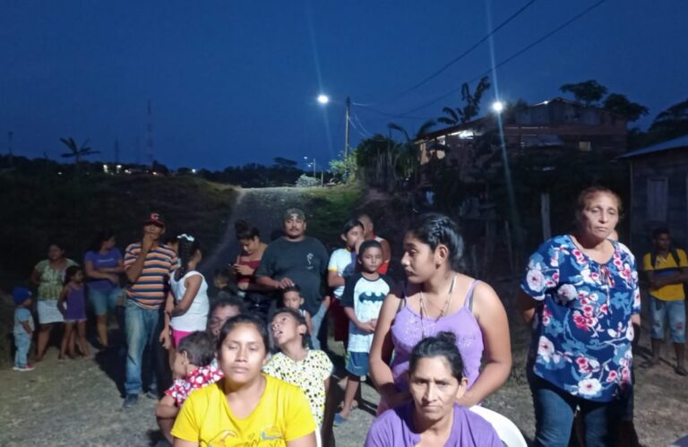 Inauguran alumbrado público en Bluefields