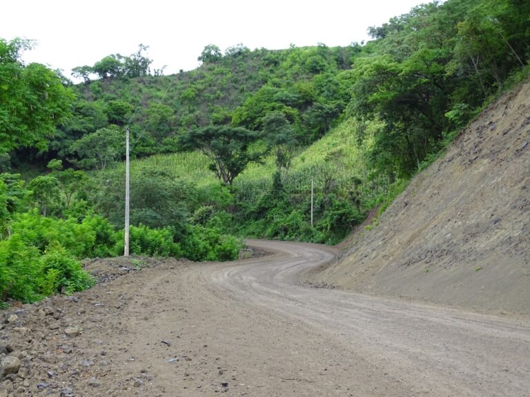 ENATREL inaugura proyecto de electrificación en San José de Bocay