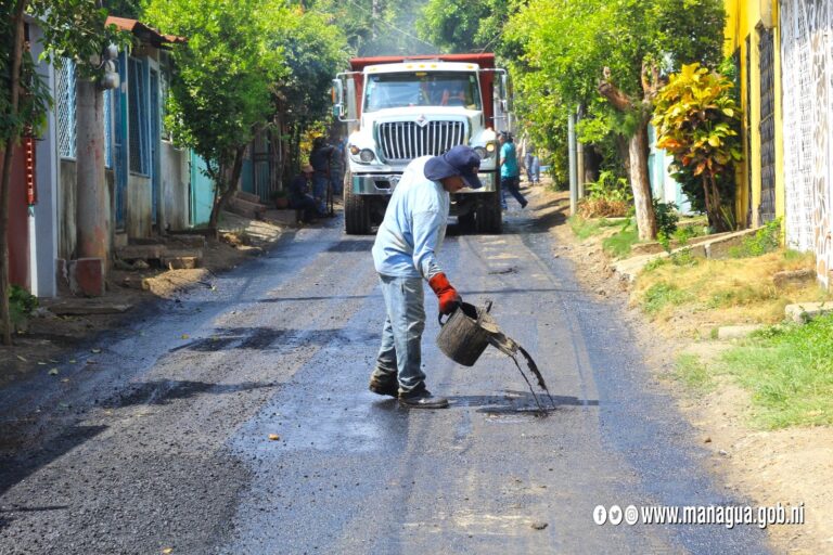 Familias del barrio Manuel Fernández cuentan con nuevas calles