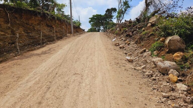 Rehabilitan camino productivo en Estelí
