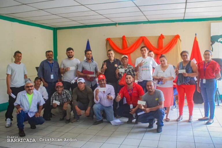 Programa Adelante entrega desembolso a protagonistas de Nueva Segovia