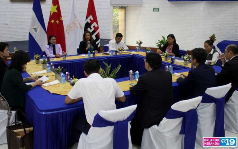 Autoridades de Managua sostienen encuentro con representantes de provincias chinas