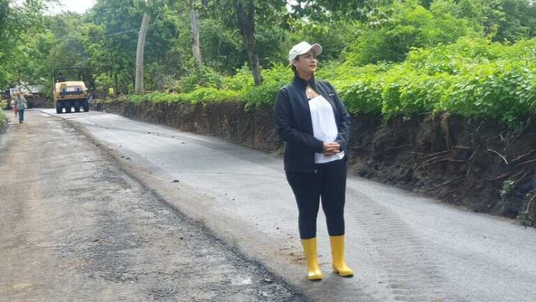 Alcaldía de Managua supervisa calles pavimentadas en la Comarca las Jaguitas
