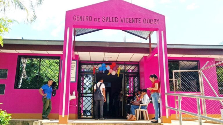 Rehabilitan Centro de Salud en Macuelizo