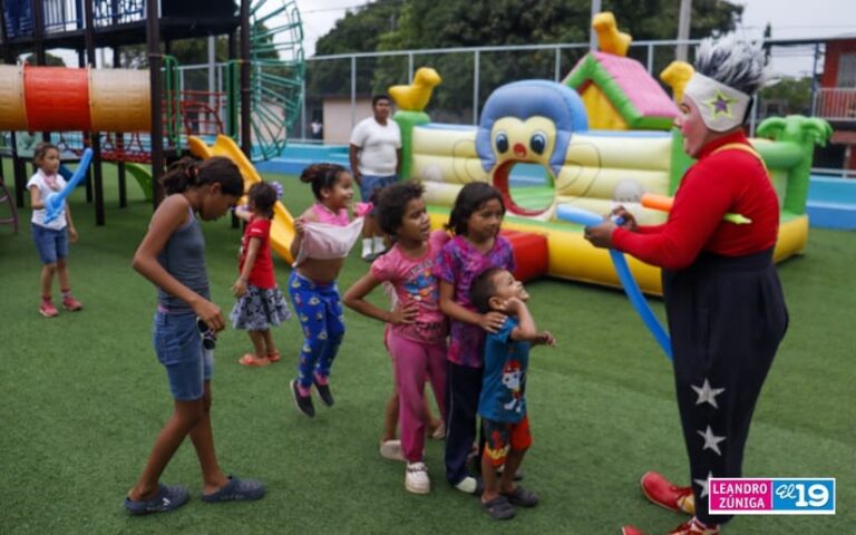 Juventud Sandinista conmemora el repliegue “Al Vapor” con mimados de la Revolución