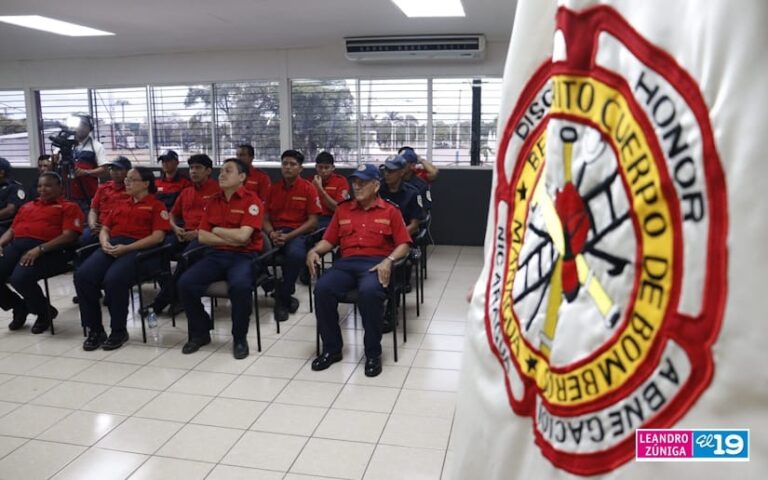 Bomberos clausuran curso especializado en operativas de diversos tipos de rescate