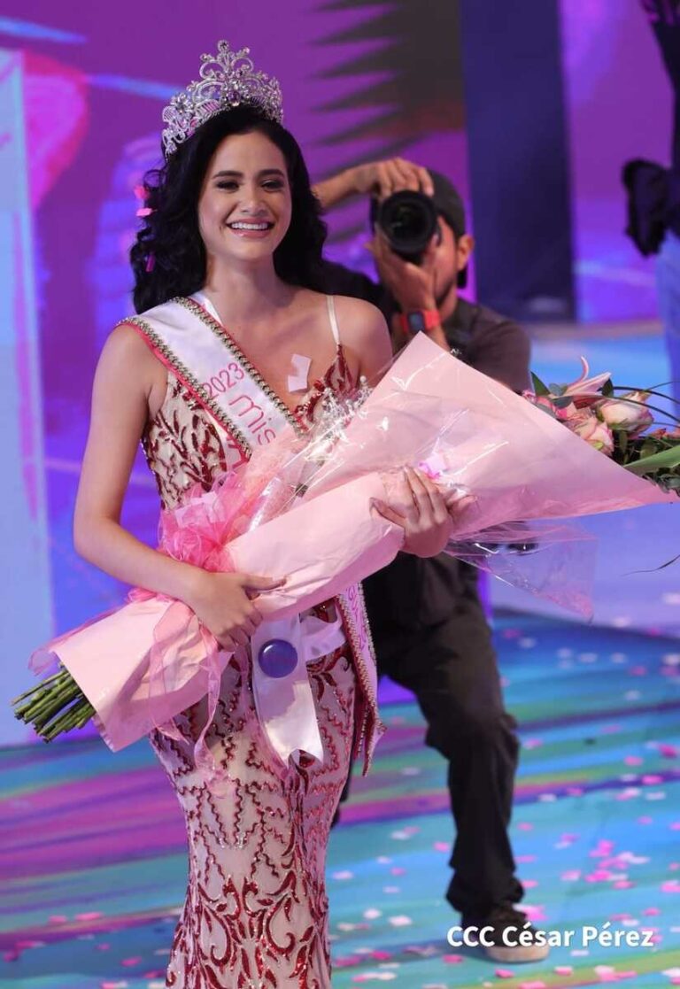 La esbelta Chinandegana Ziari Ruiz se corona como la Nueva Miss Teen Nicaragua 2023