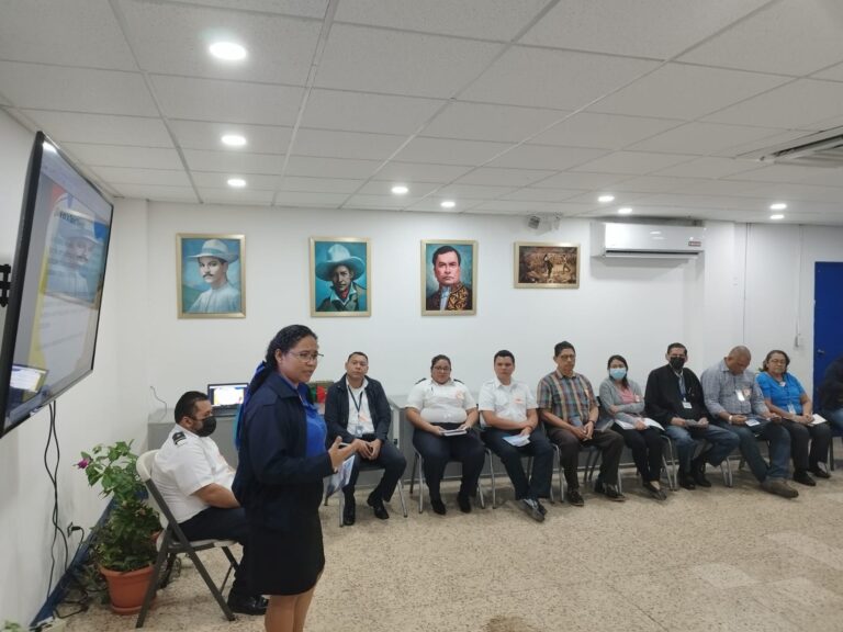 Servidores Públicos se capacitan sobre promoción de la salud mental