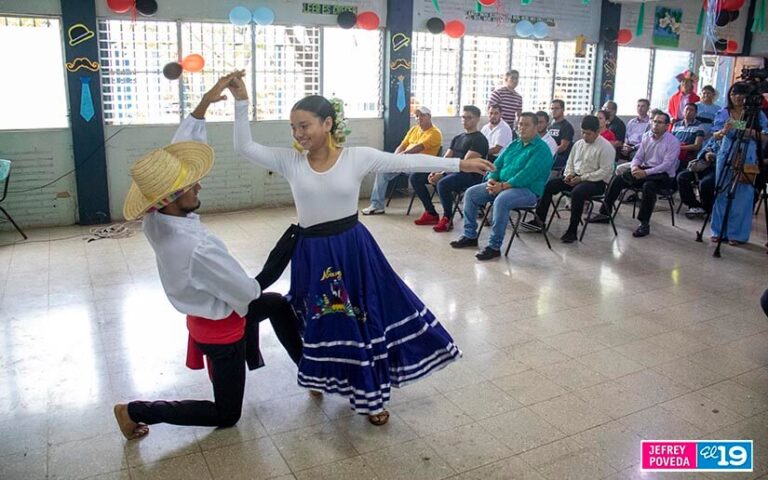 Instituto Miguel Ramírez Goyena celebra el Día del Padre