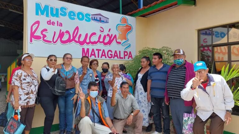 Adultos Mayores de Managua recorren Matagalpa