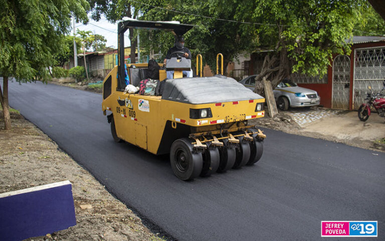 Culmina pavimentación de calles en el barrio Manuel Fernández de Managua