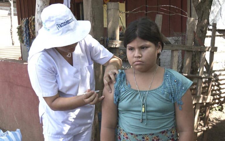 Vacunación masiva contra la Covid-19 llega a Mateare