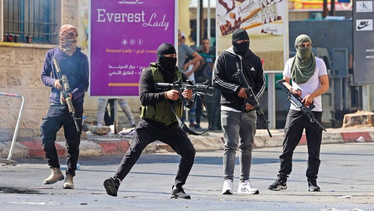 Ejecutan operación “antiterrorista extensiva” en Cisjordania