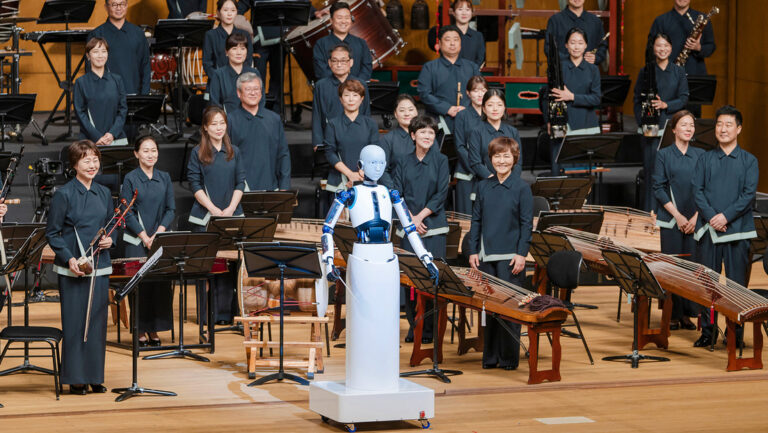 Un Robot se convierte en director de orquesta en Corea del Sur