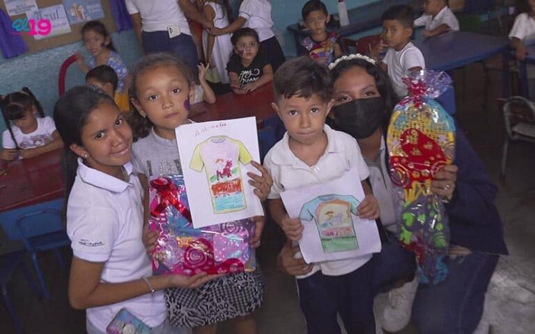 Realizan mañana recreativa en el colegio Bendición de Dios