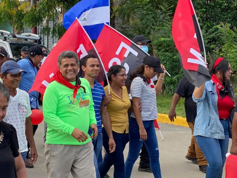 Militancia Sandinista de Rivas camina por la paz y el amor