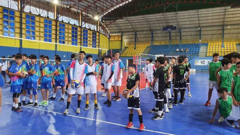 Inicia final del campeonato intermedio de Voleibol