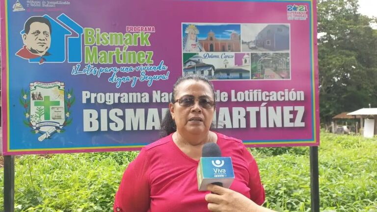 Autoridades supervisan ejecución de proyecto de 4 viviendas dignas en Carazo