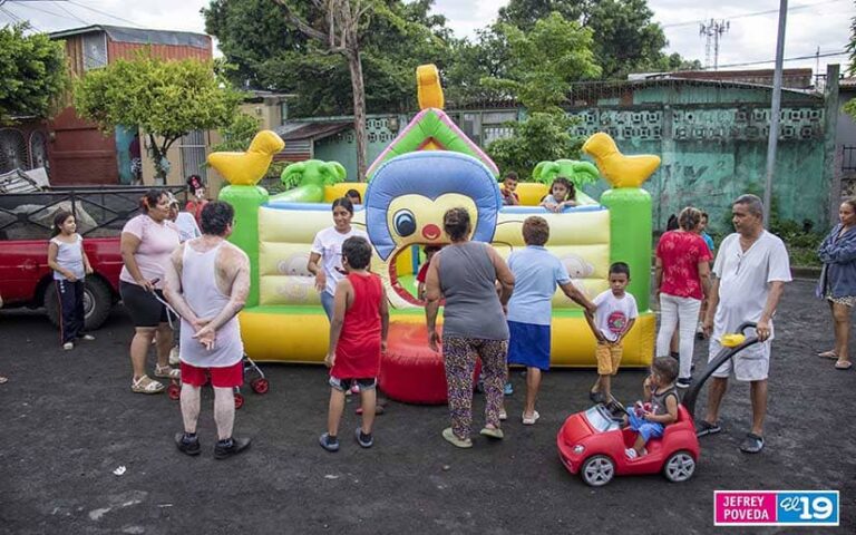 Realizan festival infantil en las Américas 1