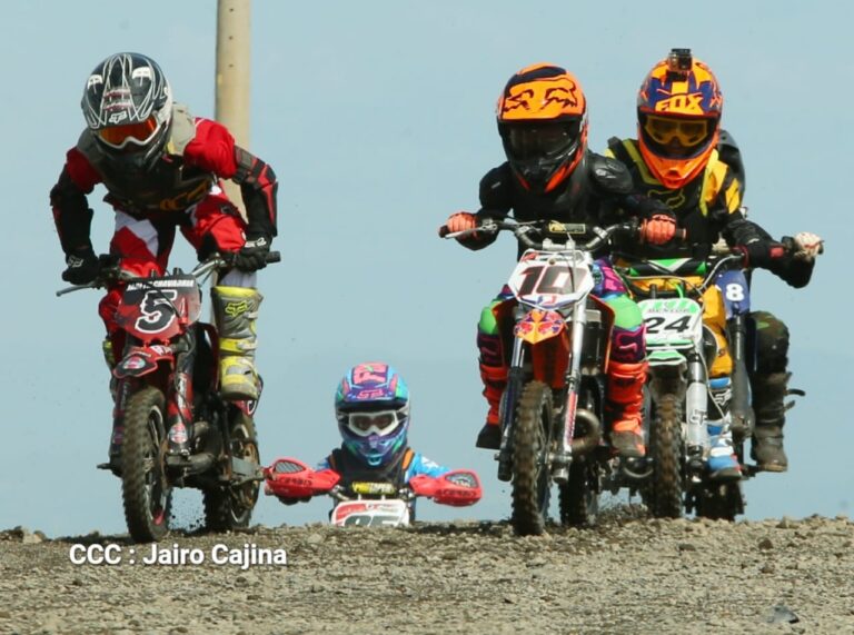 Celebran en San Ramón competencia de motos