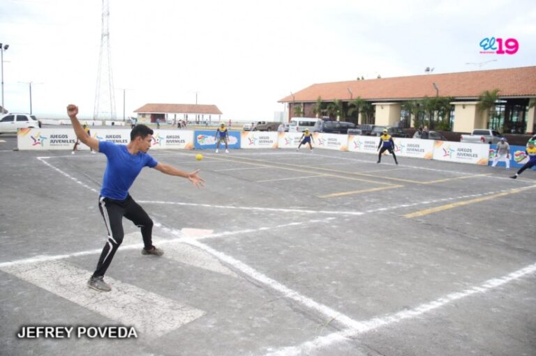 ALMA realiza Competencia Nacional de Bola 5