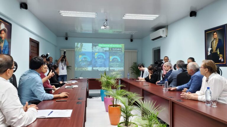 Ministro del MAG se reúne con el primer ministro de Abjasia para potenciar el desarrollo agropecuario