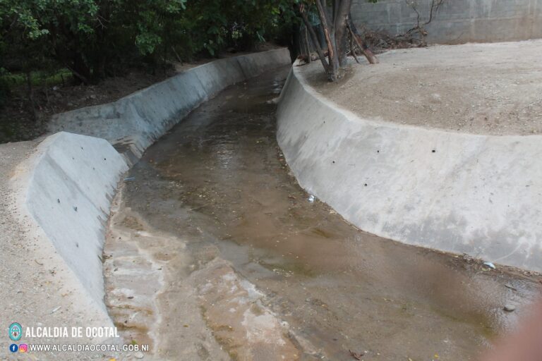 Entregan revestimiento de cauce en Ocotal