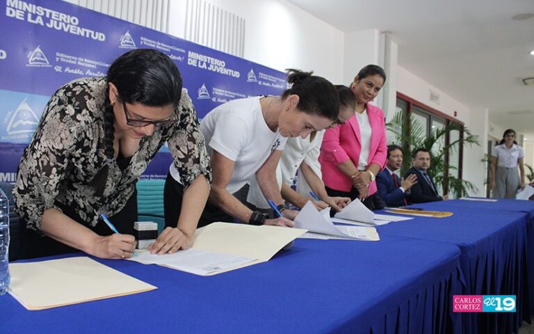 MINJUVE firma convenio de colaboración con 15 universidades privadas