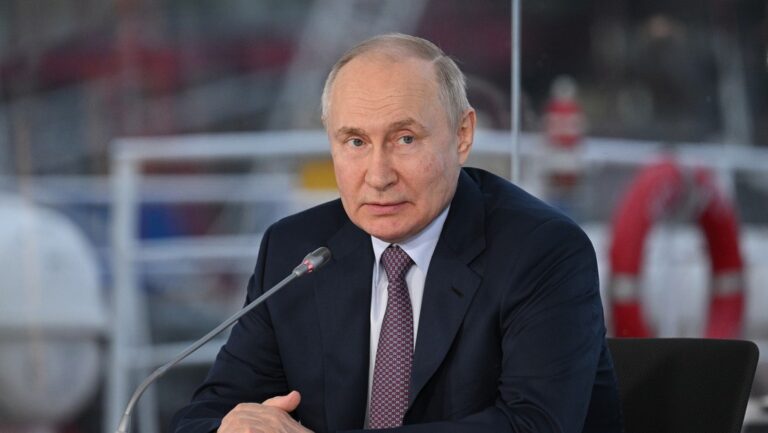 Putin advierte que responderán en caso de agresión contra Bielorrusia