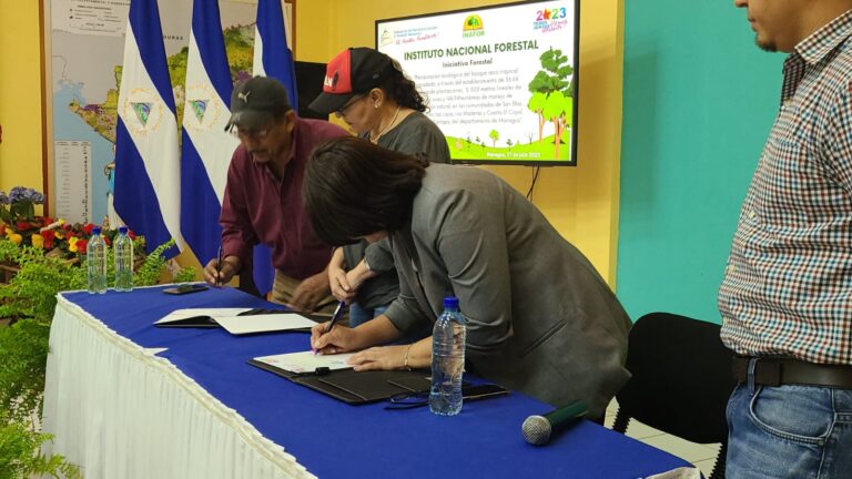 Firman convenio de restauración del bosque seco en Tipitapa