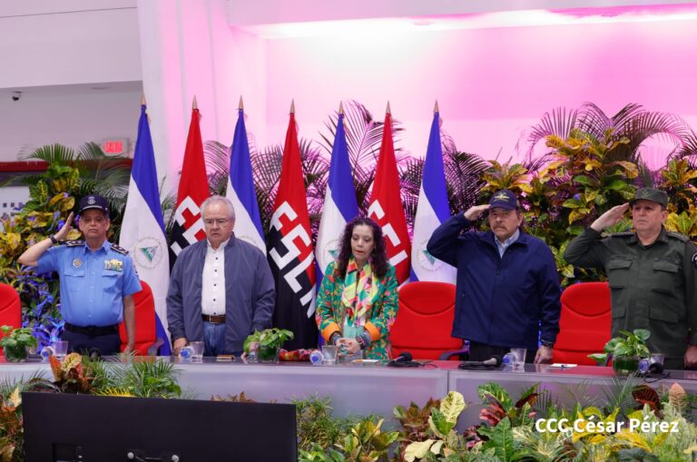Pdte. Daniel Ortega preside el Acto del 44 Aniversario de la Fundación Fuerza Aérea