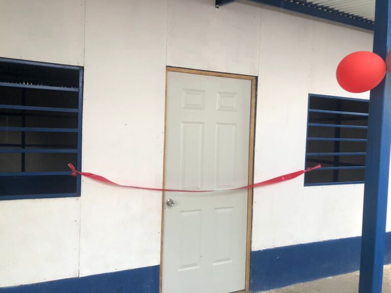 Familia de Nandaime recibe las llaves de su nueva vivienda