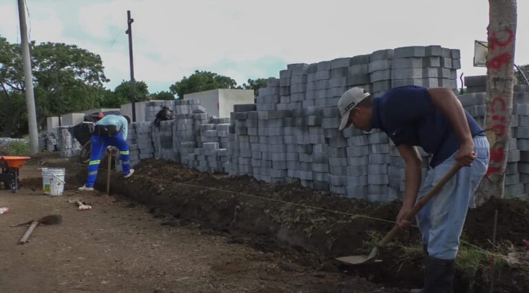 Mejoran el acceso a Polideportivo de Rivas