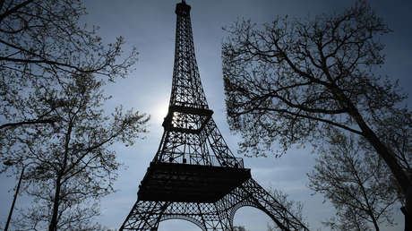 Reportan amenaza de bomba en la Torre Eiffel