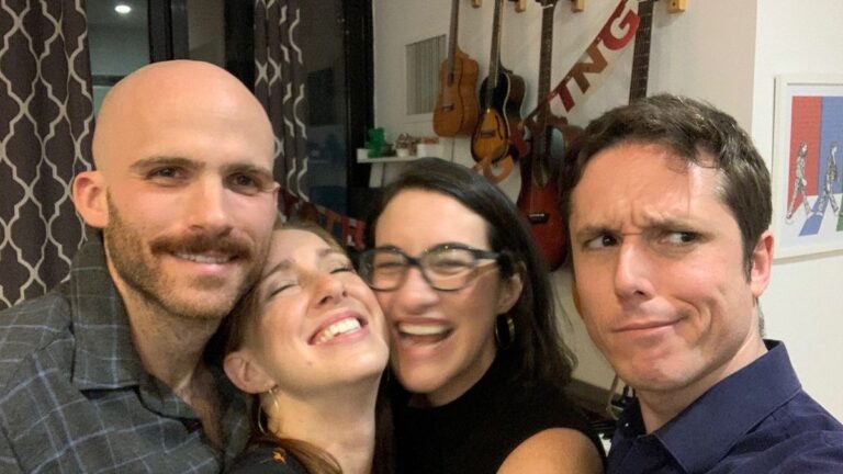 Se divorcian para vivir un poliamor