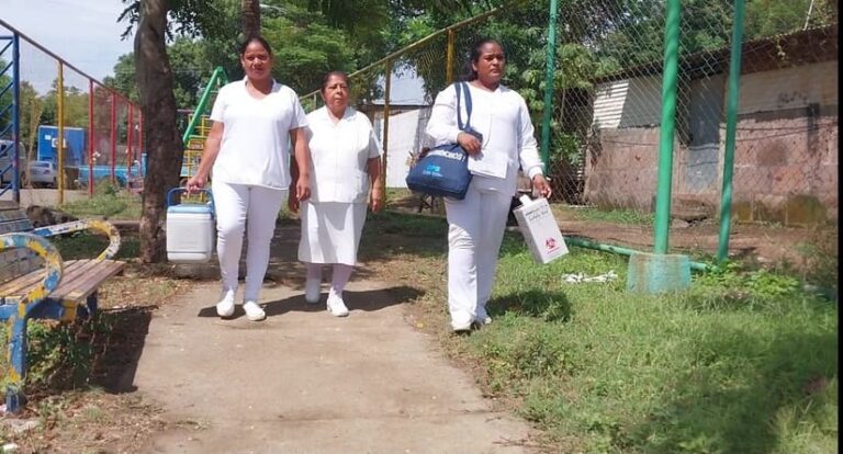 Vacunación contra la Covid-19 se lleva a cabo en barrio Che Guevara