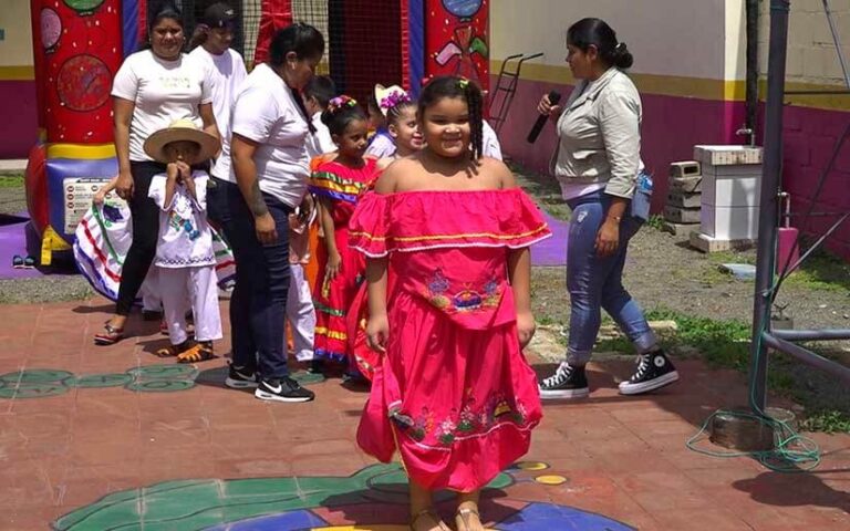 Infantes del CDI del barrio Monseñor Lezcano disfrutan de mañana recreativa