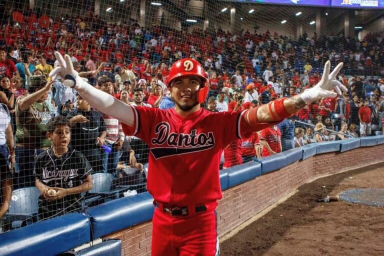 Los Dantos se imponen en casa