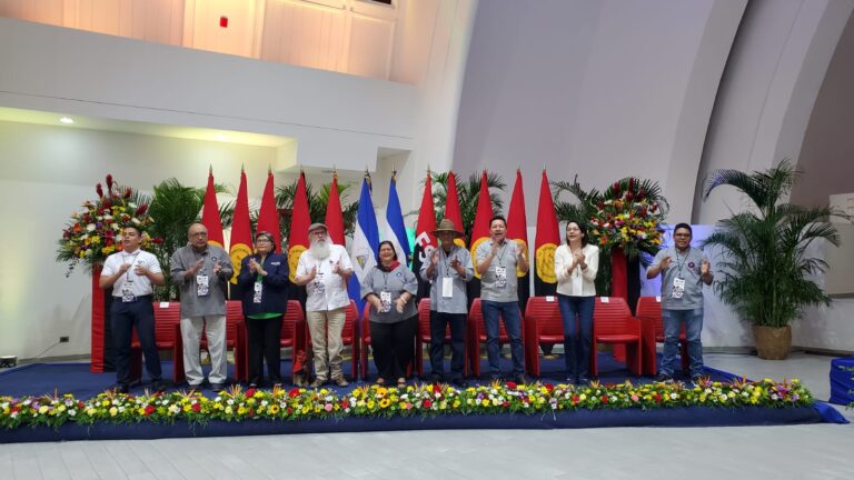 Miles de alfabetizadores y docentes participaron en el Congreso Nacional