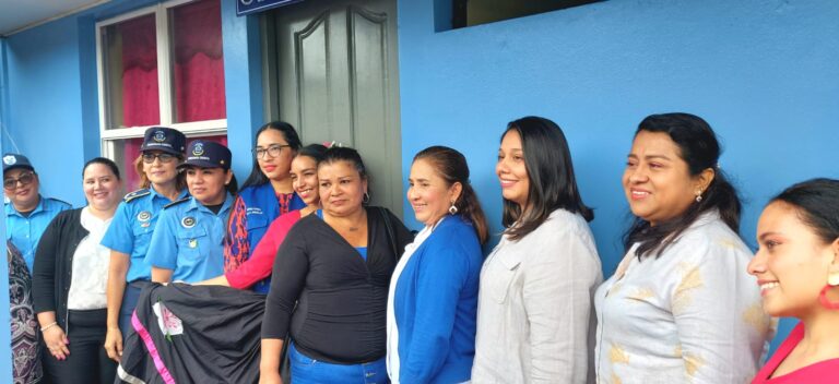 Inauguran otra Comisaría de la Mujer en El Crucero