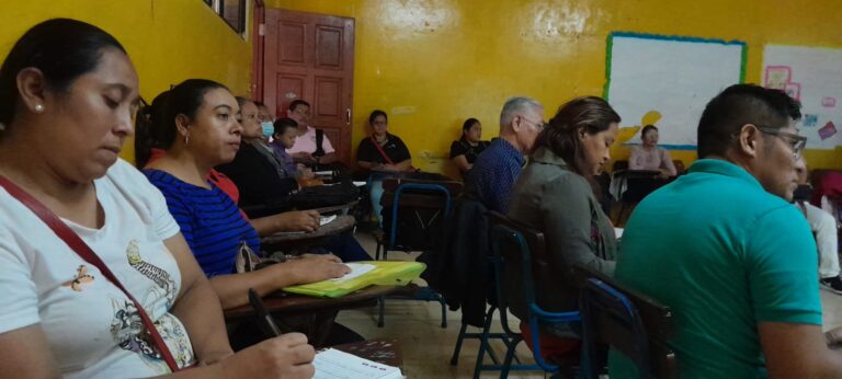 Docentes participan en Encuentro Pedagógico