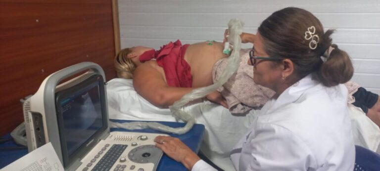 Clínica móvil llegó al barrio Recreo Sur de Managua