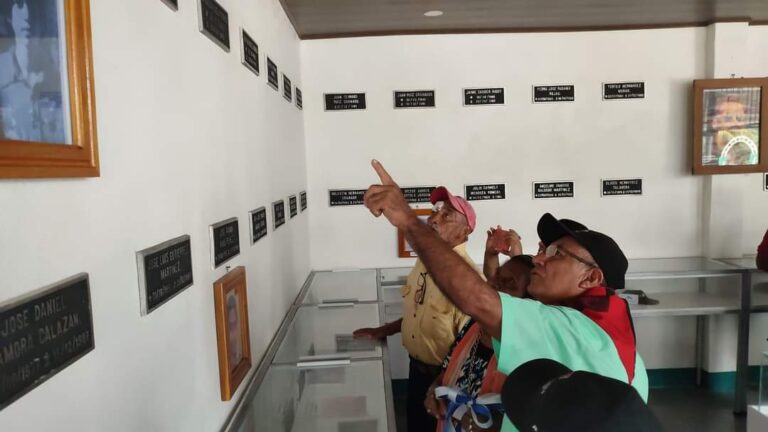 Inauguran Museo de la Revolución en Rosita