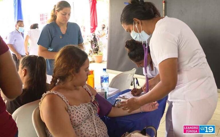 Un total de 400 protagonistas atendidas en la Feria de la mujer embarazada