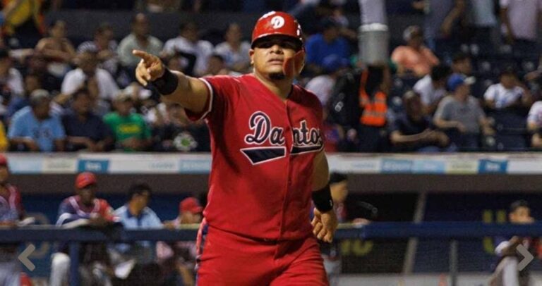 Los Dantos se consagran campeones de la pelota de primera división