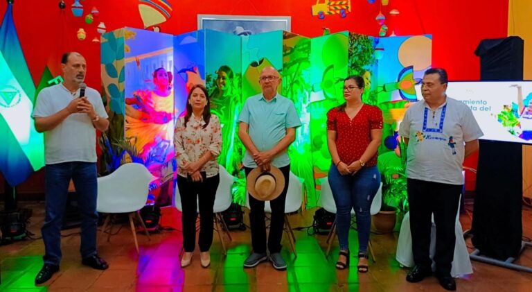 Lanzan la Ruta del Huipil en Masaya