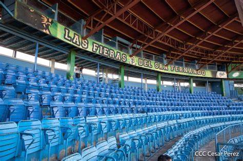 Instalan pantalla LED en nuevo estadio de Masaya