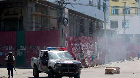 Ataque de pandillas deja 11 fallecidos en Haití