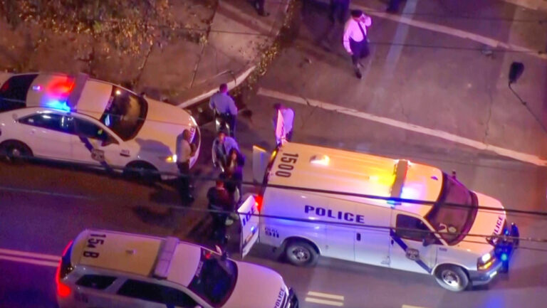 Jóvenes saquean varias tiendas en Filadelfia, EEUU