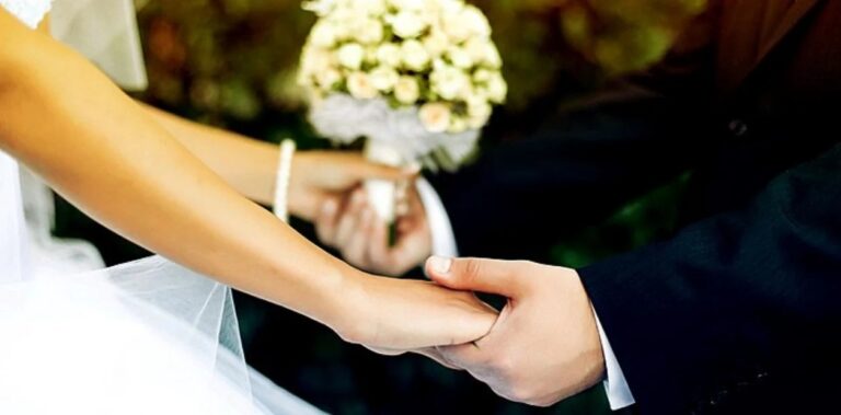 Pareja huye para no pagar su lujosa fiesta de bodas